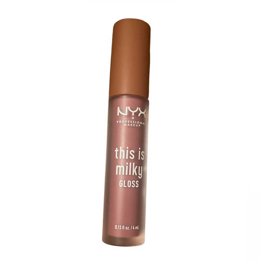 NYX Professional Makeup Milky Gloss in Cherry Skinned
